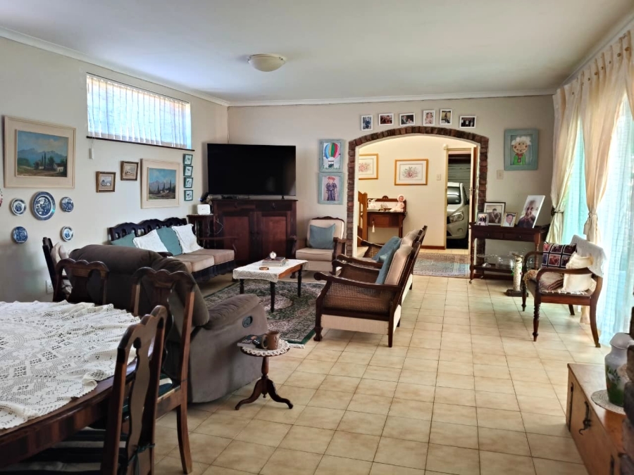 3 Bedroom Property for Sale in Jeffreys Bay Central Eastern Cape